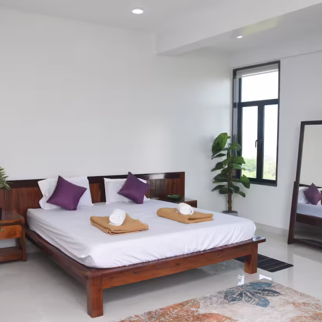 Best luxury villa for group of 10 in Goa